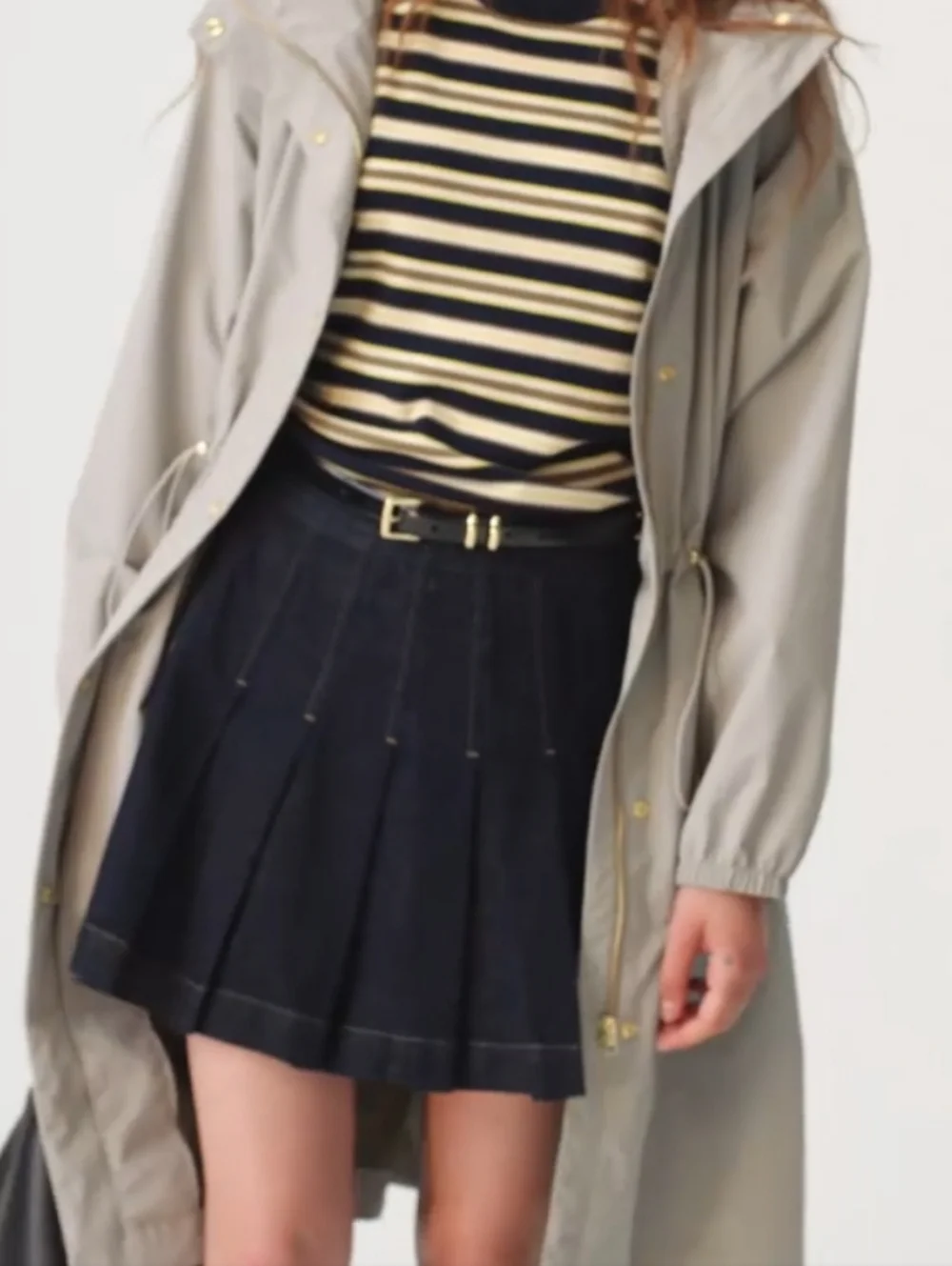 J. Crew Thin Spazzolato Italian leather belt - black with gold hardware - Picture 3 of 10